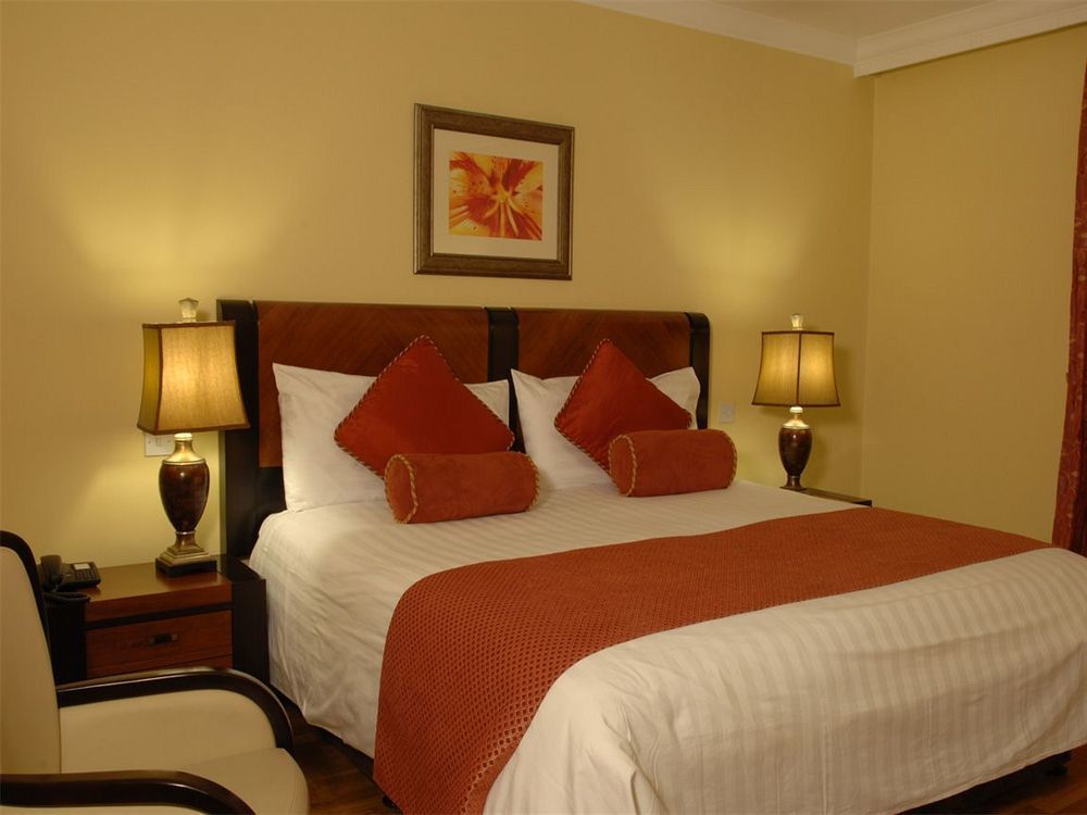 The Villa Rose Hotel & V-Spa Ballybofey Exterior foto